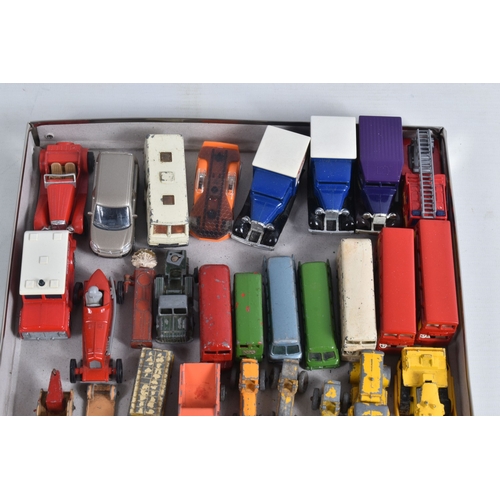 92 - A MATCHBOX COLLECTORS CARRY CASE, No.41, containing 48 Matchbox 1-75 series regular wheels models, t... 