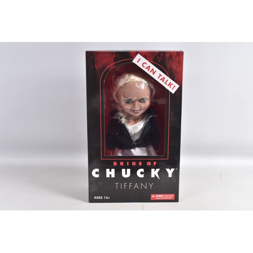 96 - A BOXED MEZCO TOYZ BRIDE OF CHUCKY DOLL, asst. 78015, CC1306, opened from the base but doesnt appear... 