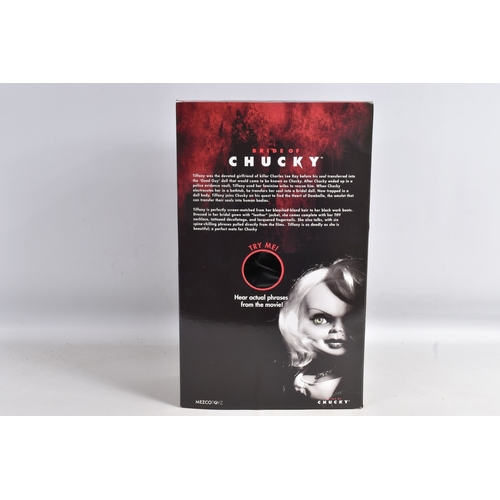 96 - A BOXED MEZCO TOYZ BRIDE OF CHUCKY DOLL, asst. 78015, CC1306, opened from the base but doesnt appear... 