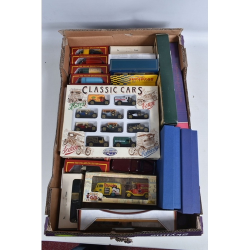 190 - A QUANTITY OF BOXED DIECAST MODELS, included is a large collection of Lledo Days Gone and Promotiona... 