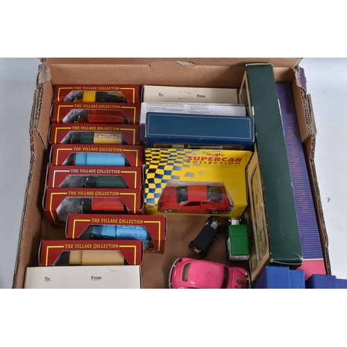 190 - A QUANTITY OF BOXED DIECAST MODELS, included is a large collection of Lledo Days Gone and Promotiona... 