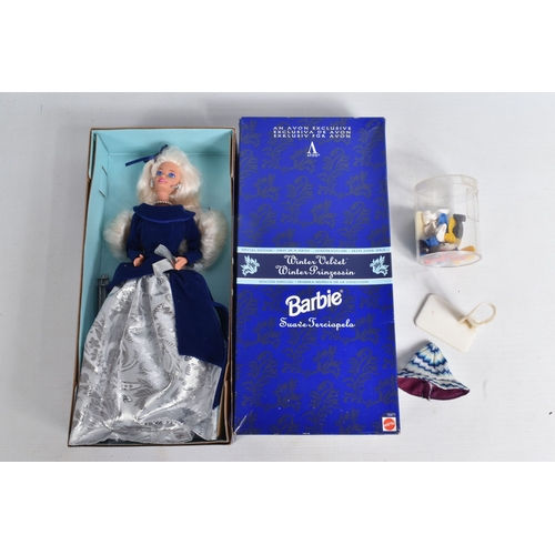 191 - A COLLECTION OF UNBOXED ASSORTED PEDIGREE SINDY DOLLS, FURNITURE AND ACCESSORIES, includes six dolls... 