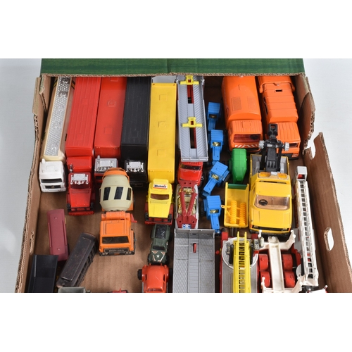 200 - A LARGE QUANTITY OF UNBOXED ASSORTED PLAYWORN DIECAST AND PLASTIC VEHICLES, to include Corgi, Matchb... 