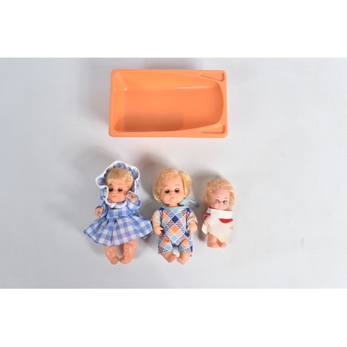 204 - A QUANTITY OF ASSORTED DOLLS, to include Topper Dawn, Palitoy Marie, Palitoy June (marked 055014 to ... 