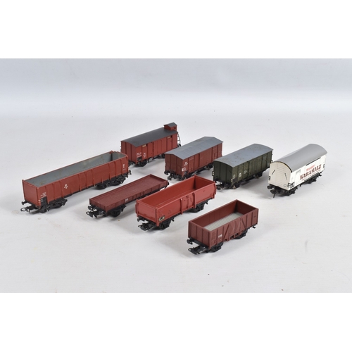 230 - A QUANTITY OF BOXED AND UNBOXED ASSORTED CONTINENTAL OUTLINE HO GAUGE ROLLING STOCK, boxed coach by ... 