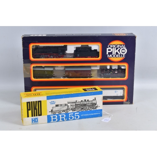 232 - A BOXED PIKO HO GAUGE FREIGHT TRAIN SET, comprising class BR38 locomotive and tender No.38 234, D.R.... 