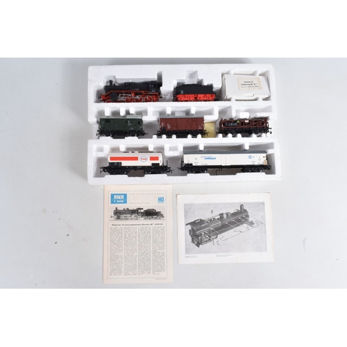 232 - A BOXED PIKO HO GAUGE FREIGHT TRAIN SET, comprising class BR38 locomotive and tender No.38 234, D.R.... 