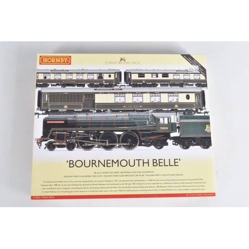 234 - A BOXED HORNBY OO GAUGE BOURNEMOUTH BELLE TRAIN PACK, No.R2819, comprising Britannia class locomotiv... 