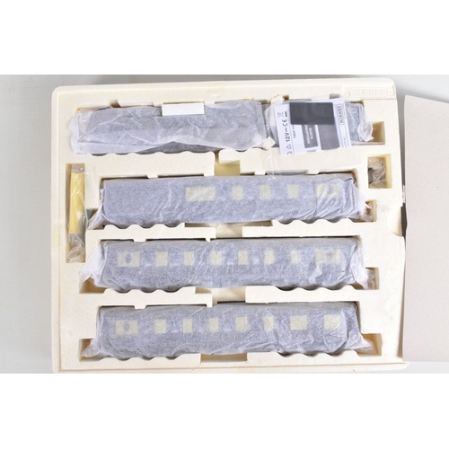 234 - A BOXED HORNBY OO GAUGE BOURNEMOUTH BELLE TRAIN PACK, No.R2819, comprising Britannia class locomotiv... 