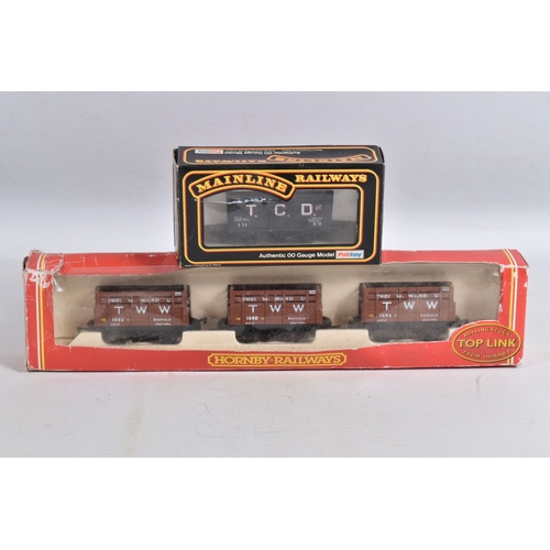 241 - A QUANTITY OF BOXED AND UNBOXED OO GAUGE FREIGHT ROLLING STOCK, majority are open wagons, coke wagon... 