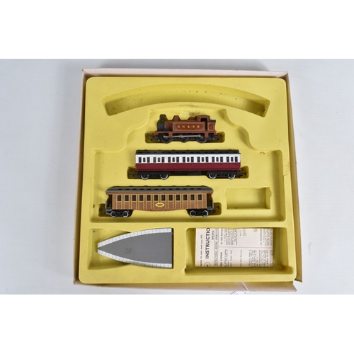 244 - A BOXED TRI-ANG HORNBY OO GAUGE 'THE RAILWAY CHILDREN' SET, No.RS615, complete with correct locomoti... 