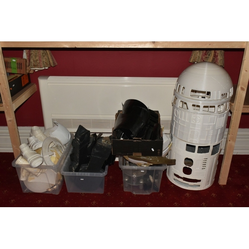 205 - A LARGE QUANTITY OF 3D PRINTED AND FIBREGLASS STAR WARS RELATED PARTS, many life size componants inc... 