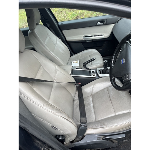 2 - A 2009 VOLVO V50 DRIVE FIVE DOOR ESTATE CAR in charcoal grey with 1.6 litre diesel engine, five spee... 