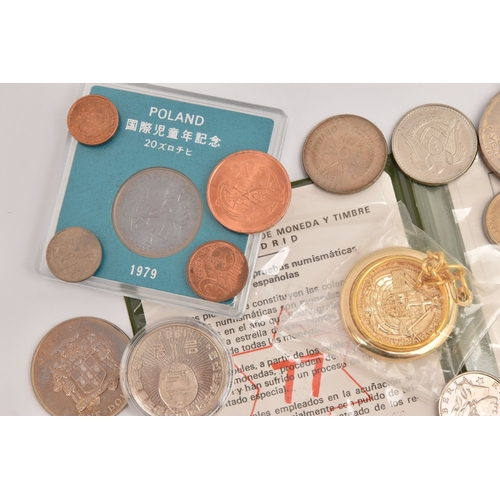186 - A SMALL COLLECTION OF COINS FROM OVERSEAS to include coins from Spain, Soviet Union, Greece, Romania... 