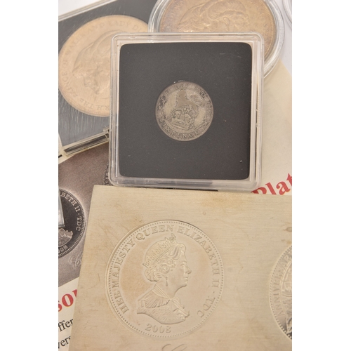 187 - A SMALL COLLECTION OF MAINLY COMMEMORATIVE COINS to include two Queen Mother coins, two Charles & Di... 