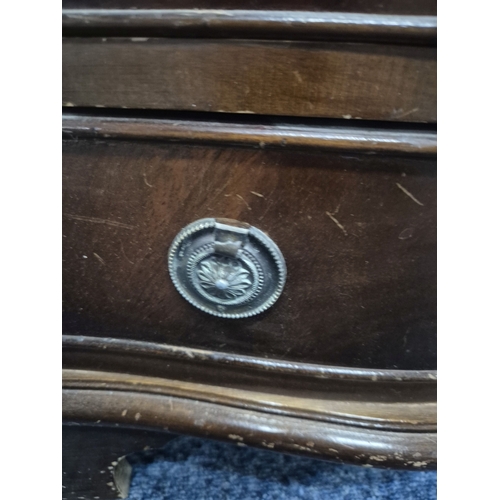 210 - A REPRODUCTION MAHOGANY SERPENTINE CHEST OF SIX DRAWERS, of small proportions, raised on bracket fee... 