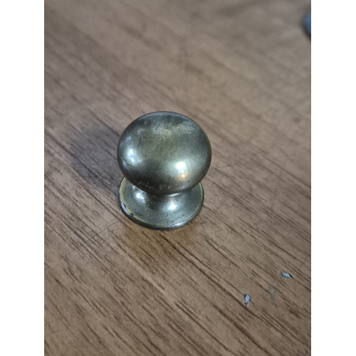 212 - A STAG MINSTREL CHEST OF SEVEN ASSORTED DRAWERS, width 83cm x depth 47cm x height 113cm, condition r... 