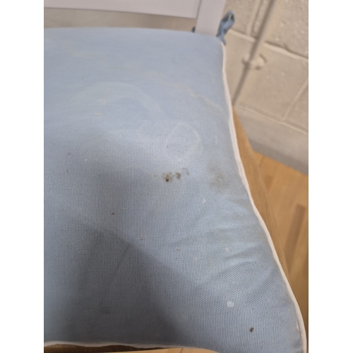 220 - A MODERN BEECH OVAL GATE LEG TABLE, open width 146cm x closed width 38cm x depth 92cm x height 76cm,... 