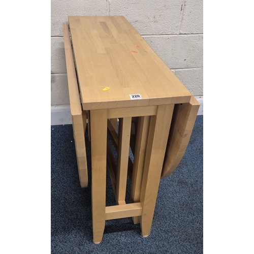 220 - A MODERN BEECH OVAL GATE LEG TABLE, open width 146cm x closed width 38cm x depth 92cm x height 76cm,... 