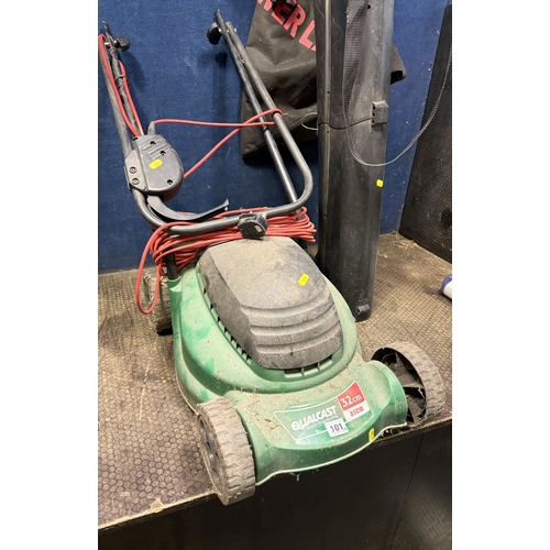 101 - A QUALCAST ELECTRIC LAWNMOWER, missing grassbox, and a Mowerland garden blower, PAT passed and worki... 