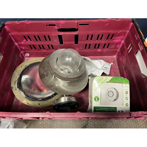 82 - A TRAY CONTAINING LIGHTING: including two LED remote control outside lamps, a vintage car lamp with ... 