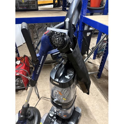 92 - A VAX MODEL ECB1SPV1 PLATINUM POWER MAX CARPET WASHER, with a bag of accessories, along with a Spear... 