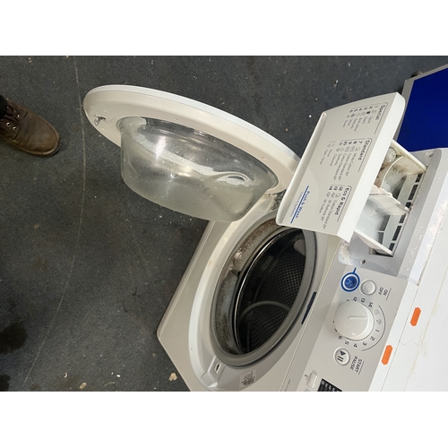 110 - AN INDESIT XWA81682 WASHING MACHINE, width 60cm, depth 60cm, height 85cm (PAT pass, spin cycle run b... 