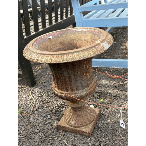 18 - A PAIR OF SMALL CAST IRON CAMPAGNA GARDEN IRNS, diameter 38cm x height 47cm, condition report: all r... 