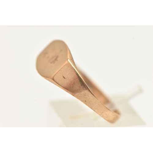 419 - A 9CT YELLOW GOLD SIGNET RING, approximate width 8mm, hallmarked 9ct Birmingham, ring size V, approx... 