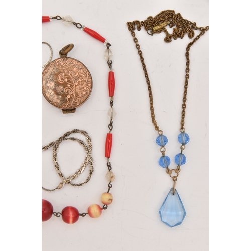 482 - A SMALL COLLECTION OF JEWELLERY, to include two rolled gold lockets, a rolled gold band ring, a dyed... 