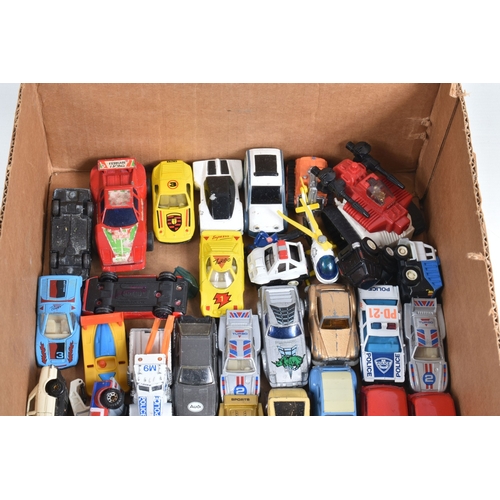 72 - A QUANTITY OF BOXED AND UNBOXED DIECAST AND PLASTIC VEHICLES, to include boxed Corgi Classics A.E.C.... 