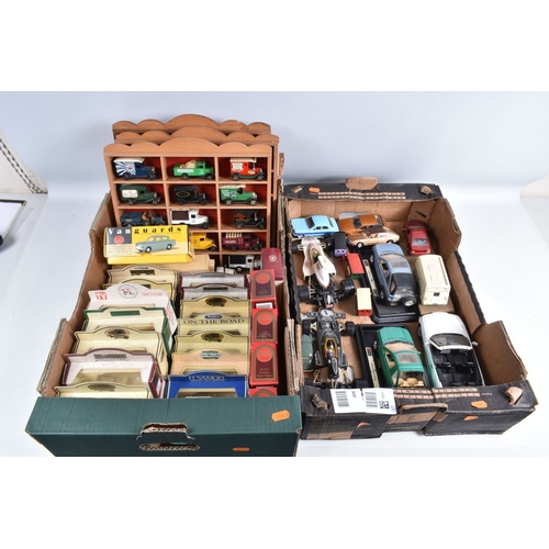 156 - TWO TRAYS UNBOXED DIECAST MODELS, to include a quantity of Matchbox Models of Yesteryear, and Lledo ... 