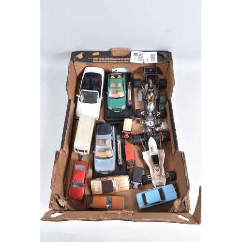 156 - TWO TRAYS UNBOXED DIECAST MODELS, to include a quantity of Matchbox Models of Yesteryear, and Lledo ... 