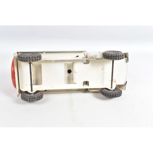 178 - A QUANTITY OF ASSORTED DIECAST AND OTHER VEHICLES AND PLASTIC CONSTRUCTION KITS ETC., to include thr... 