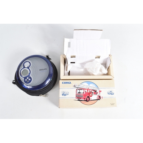 200 - BOXED AND LOOSE DIECAST MODEL VEHICLES, models by Maisto, Vanguards, EFE, Lledo, Corgi, Classic Car,... 