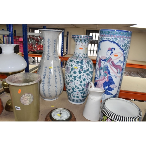 864 - A GROUP OF LARGE CERAMIC VASES AND AN OIL LAMP, to include three large modern vases, largest being a... 