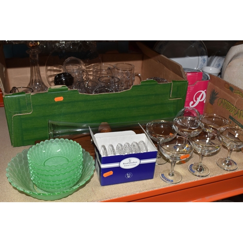 890 - THREE BOXES AND LOOSE CERAMICS AND GLASS to include a group of Bagley and Co. uranium glass 'Fish sc... 