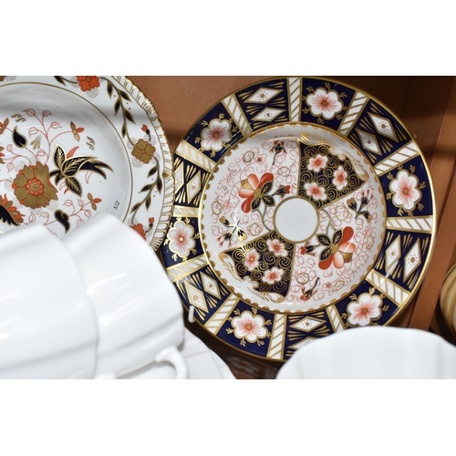 817 - TWENTY THREE PIECES OF ROYAL CROWN DERBY DINNER WARE, comprising six pieces of Asian Rose A962: thre... 
