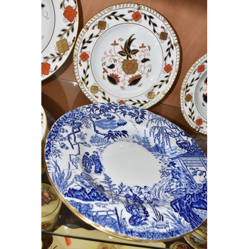 817 - TWENTY THREE PIECES OF ROYAL CROWN DERBY DINNER WARE, comprising six pieces of Asian Rose A962: thre... 
