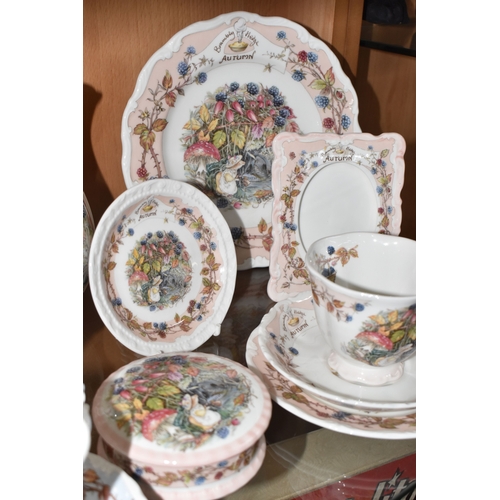 826 - THIRTEEN PIECES OF ROYAL DOULTON 'BRAMBLY HEDGE' TEA AND GIFT WARES, comprising 'Autumn' pattern: a ... 