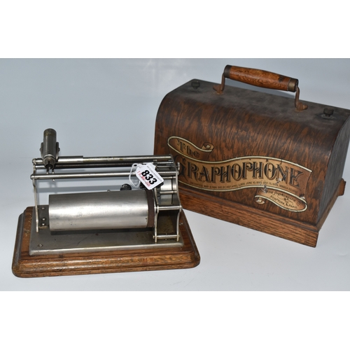 833 - A COLUMBIA 'GRAPHOPHONE' TYPE Q PORTABLE PHONOGRAPH, in oak veneered case bearing Columbia Graphopho... 