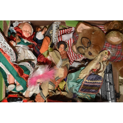 848 - ONE BOX AND LOOSE OF MAINLY SMALL DOLLS FROM AROUND THE WORLD IN TRADITIONAL CLOTHING, approximately... 