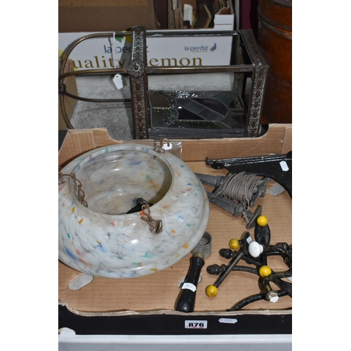 Lot 876       