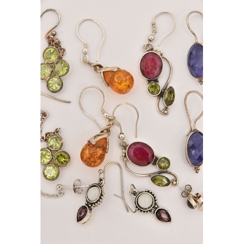 475 - TEN PAIRS OF GEM SET EARRINGS, to include eight pairs of white metal drop earrings, a pair of white ... 