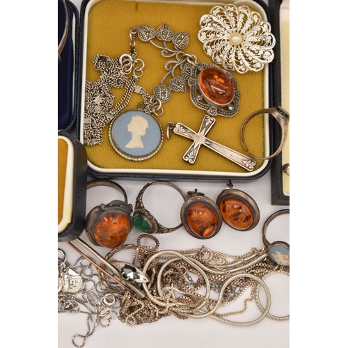 482 - AN ASSORTMENT OF SILVER AND WHITE METAL JEWELLERY, to include a silver 'Ola M Gorie' brooch, approxi... 