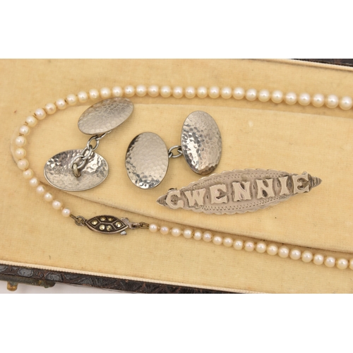 489 - A CASED IMITATION PEARL NECKLACE, A BROOCH AND A PAIR OF CUFFLINKS, graduated cultured pearl necklac... 
