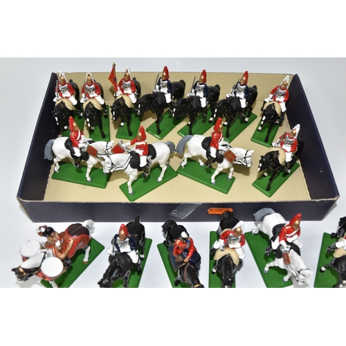802 - A BOX OF WILLIAM BRITAIN COLLECTORS CLUB MODEL SOLDIERS, comprising Queen Elizabeth II mounted on ho... 
