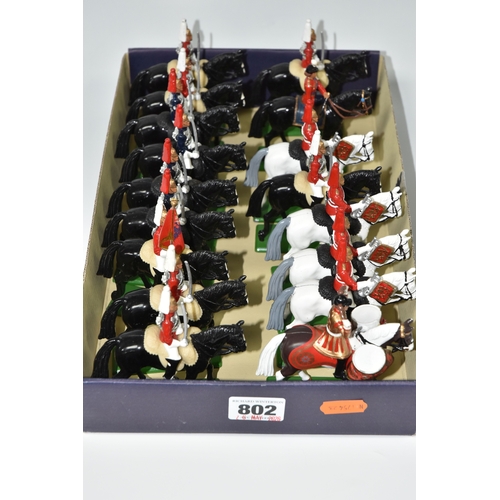 802 - A BOX OF WILLIAM BRITAIN COLLECTORS CLUB MODEL SOLDIERS, comprising Queen Elizabeth II mounted on ho... 