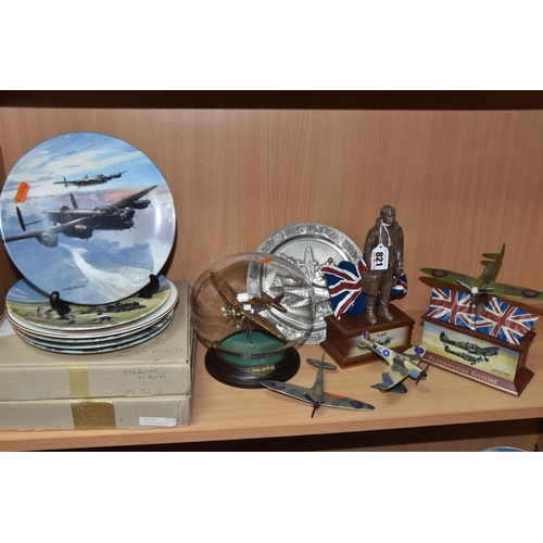 821 - A GROUP OF WORLD WAR II AIRCRAFT THEMED COLLECTABLES, comprising a Bradford Exchange 'Battle of Brit... 