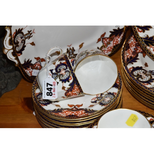 847 - A SMALL ROYAL CROWN DERBY DINNER SET PATTERN NUMBER 4464,  consisting of eight dinner plates (one la... 